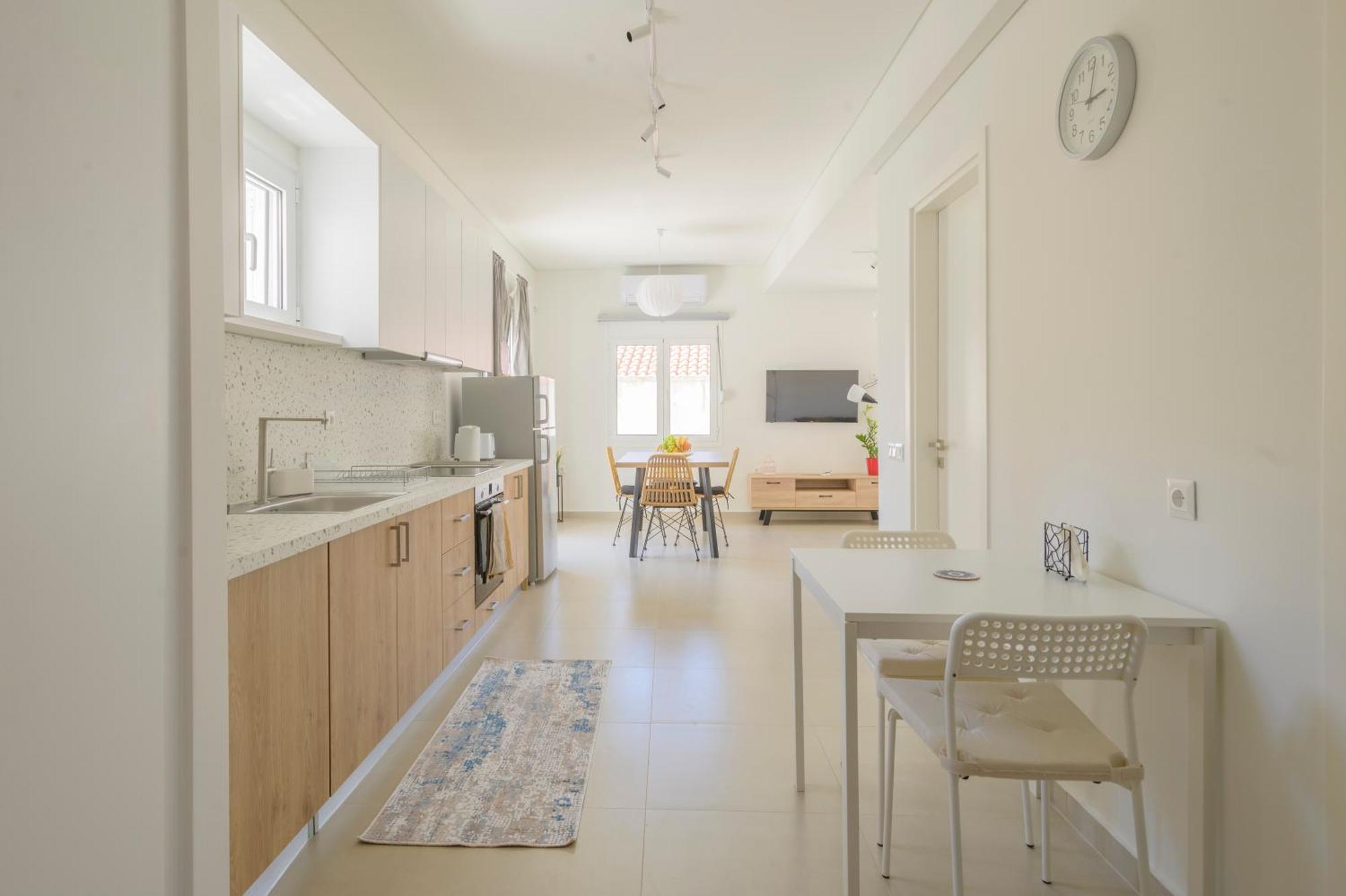 Pylos Apartments Bagian luar foto